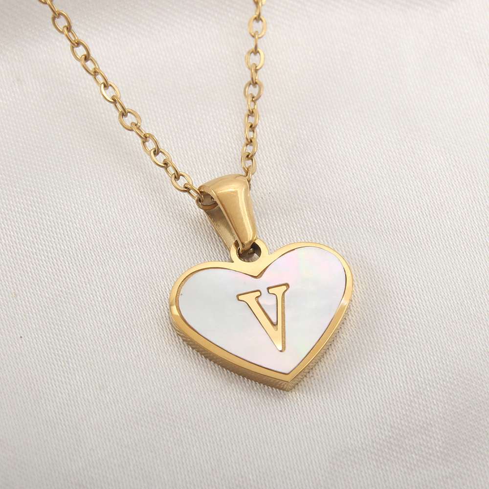 26 Letter Heart-shaped Necklace White Shell Love Clavicle Chain Necklace For Women - Minihomy