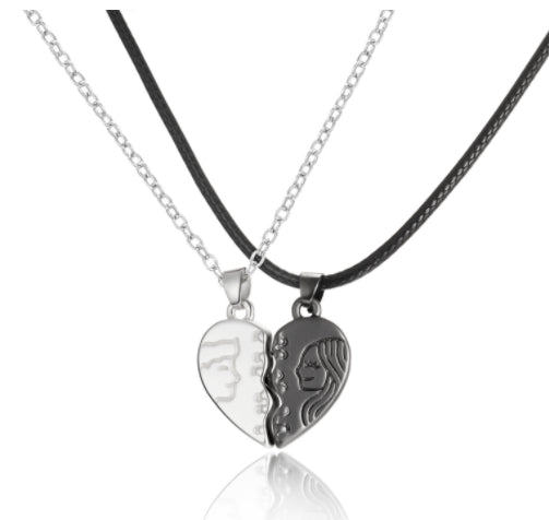 Personalized Men's And Women's Love Magnetic Couple Stitching Necklace 2-piece Set