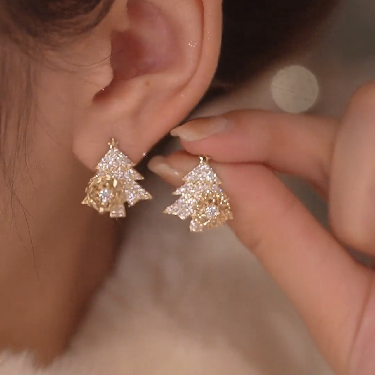 Rotatable Christmas Tree Earrings Shiny Rhinestone Snowflake Stud Earring