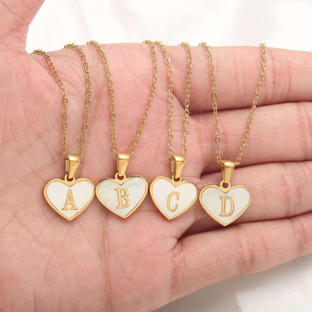 26 Letter Heart-shaped Necklace White Shell Love Clavicle Chain Necklace For Women - Minihomy