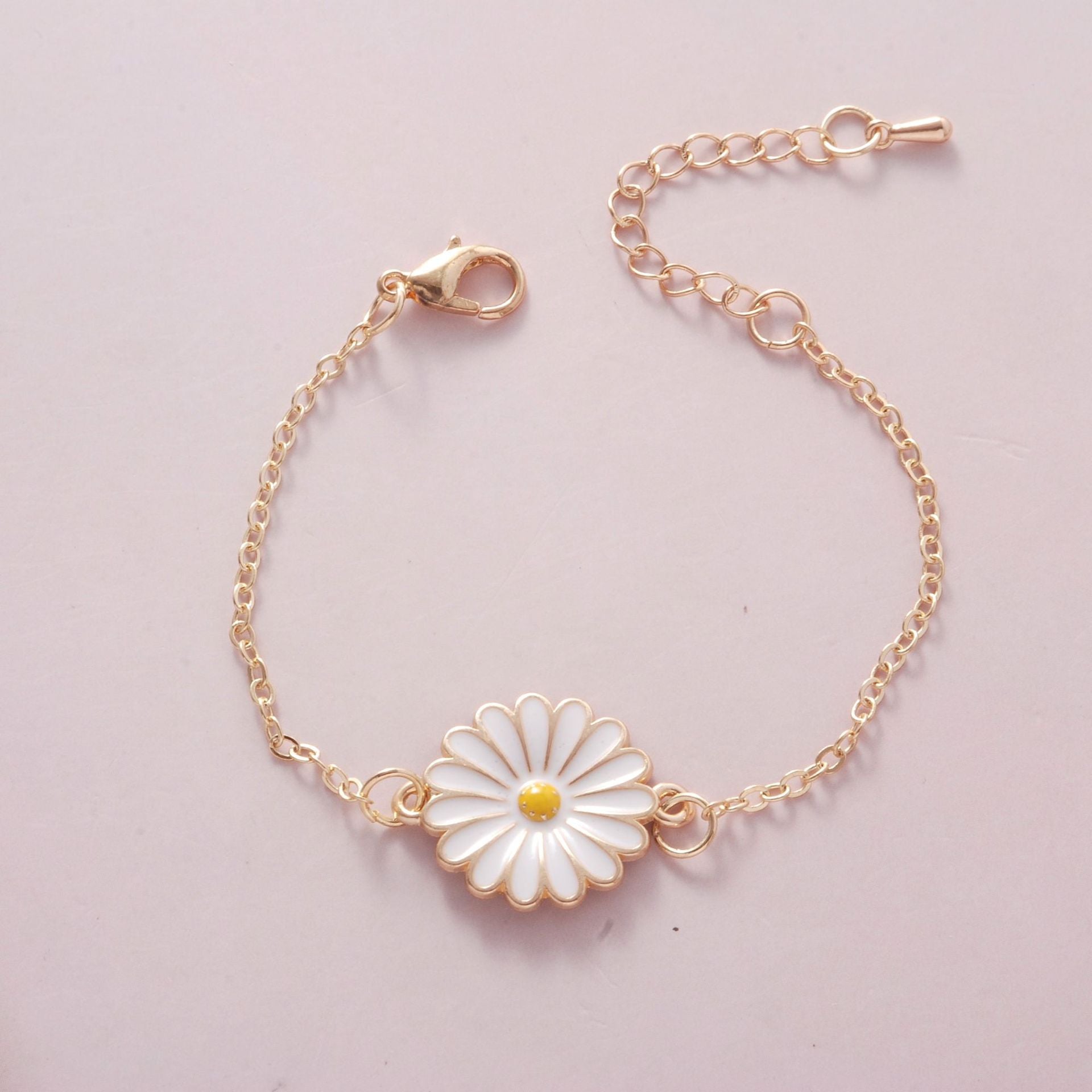 Women's Simple Alloy Daisy Bracelet