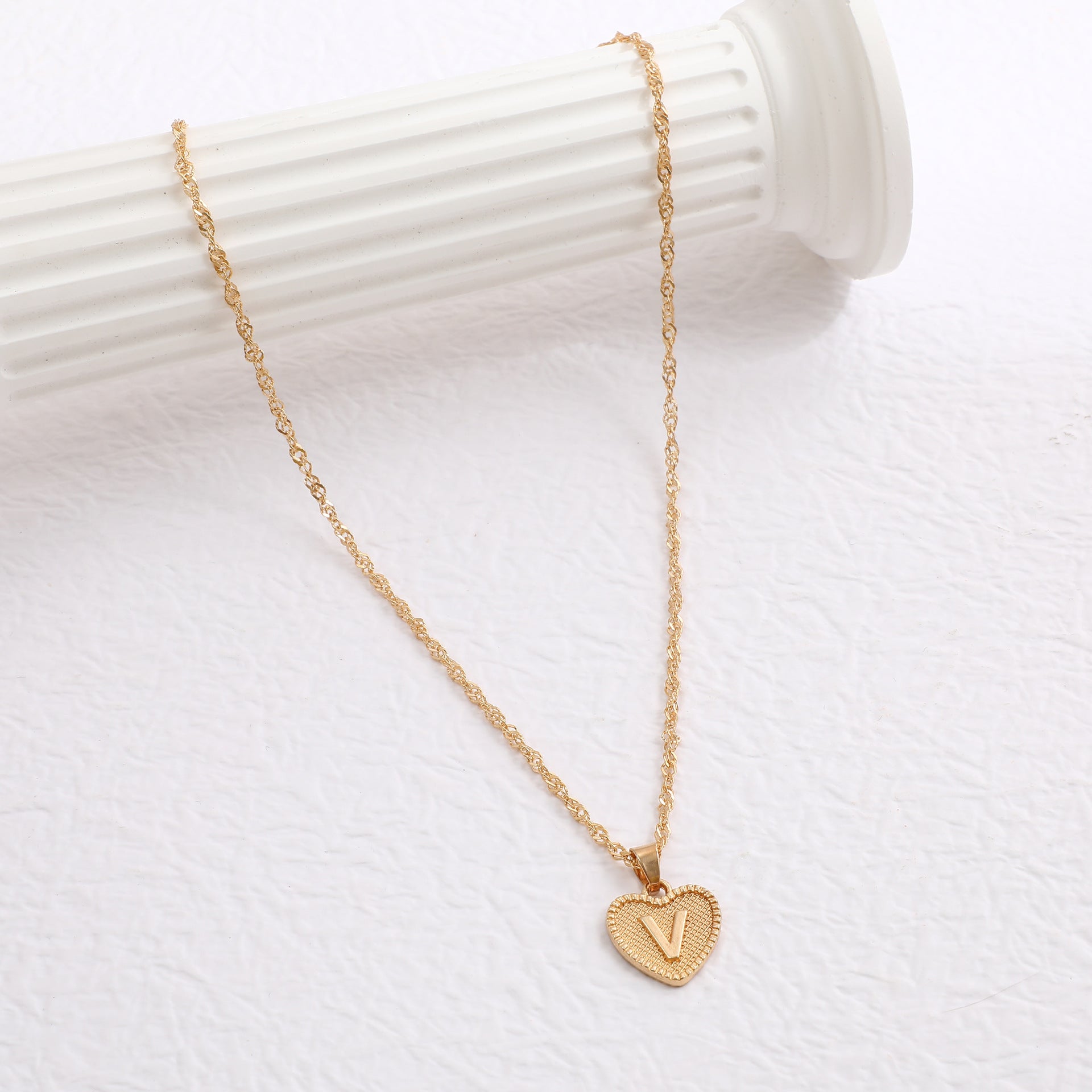 Creative Simple Women's Peach Heart Letter Necklace Love Pendant