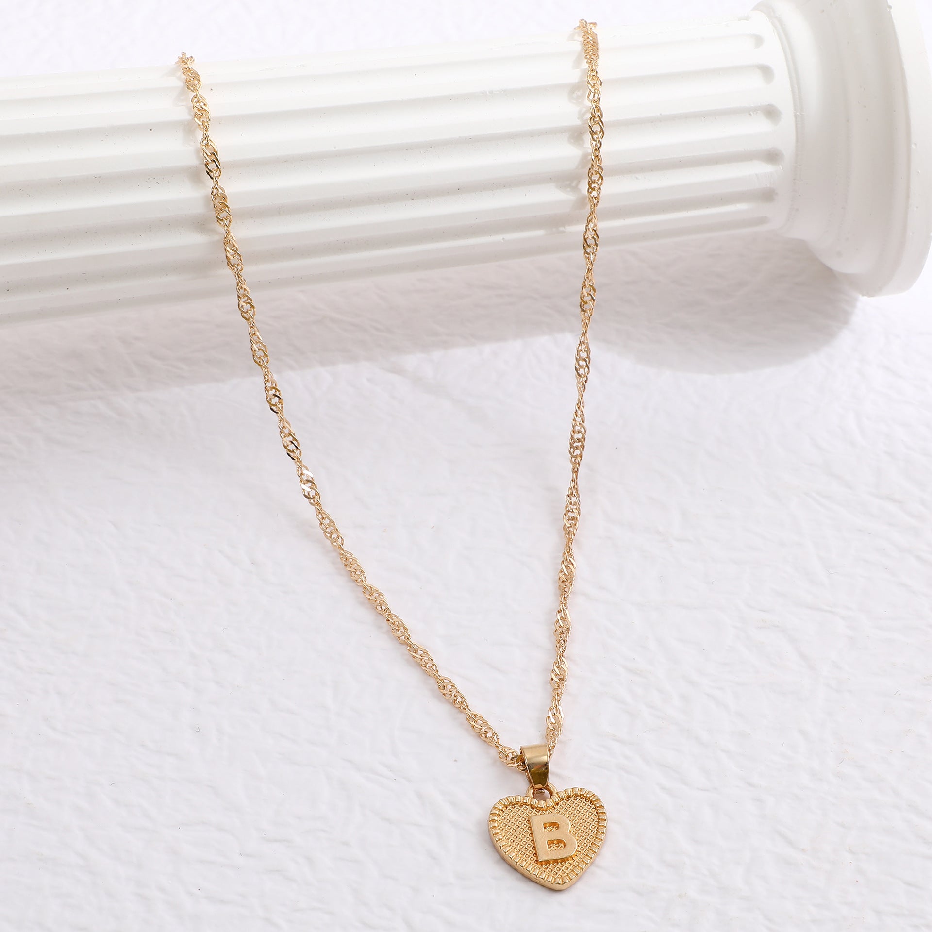 Creative Simple Women's Peach Heart Letter Necklace Love Pendant - Minihomy