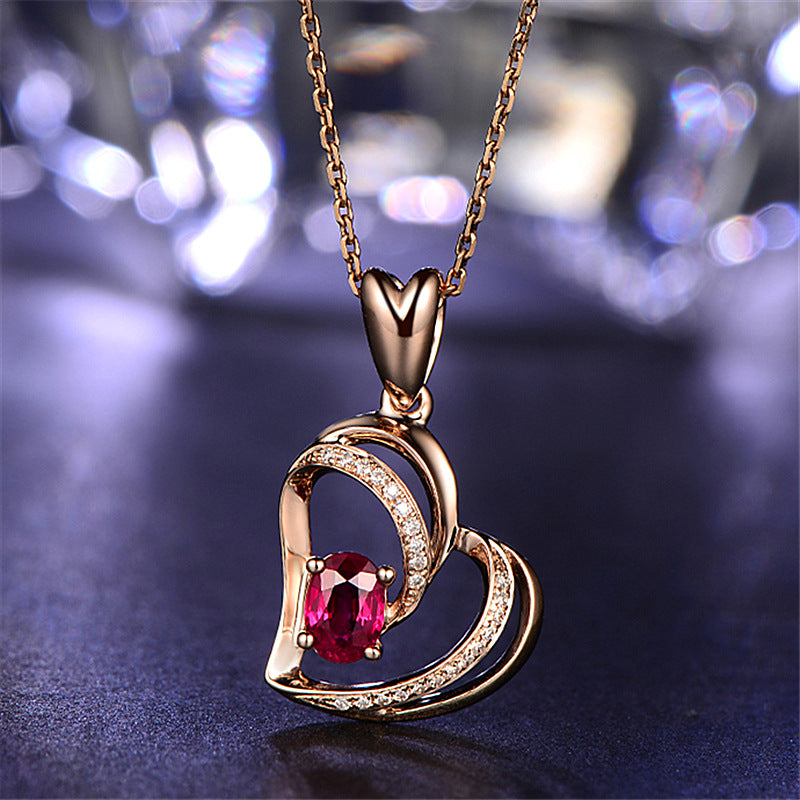 Jin Jiahua Elegant Heart-shaped Ruby Pendant Hollow Love Heart Full of Diamonds Three-dimensional Peach Heart Red Diamond Pendant Clavicle Chain