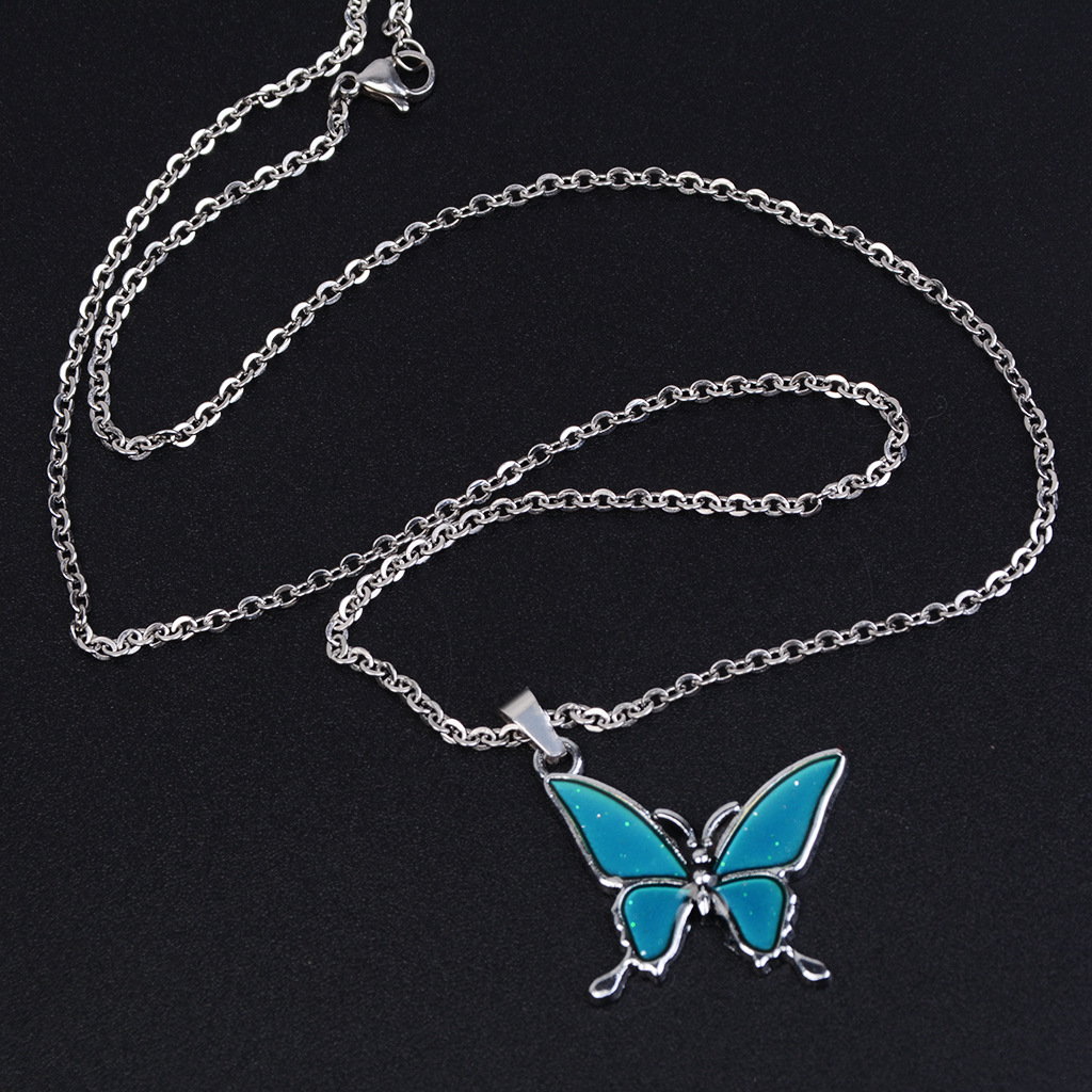 Butterfly Thermochromic Necklace O-Shaped Stainless Steel Necklace