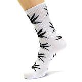 Threaded Tube Maple Leaf Printed Cotton Socks